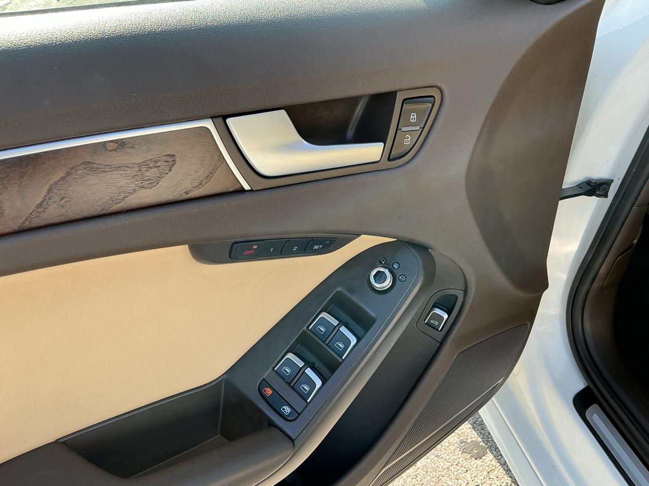 Audi A4 2.0T Sedan quattro Tiptronic 2014