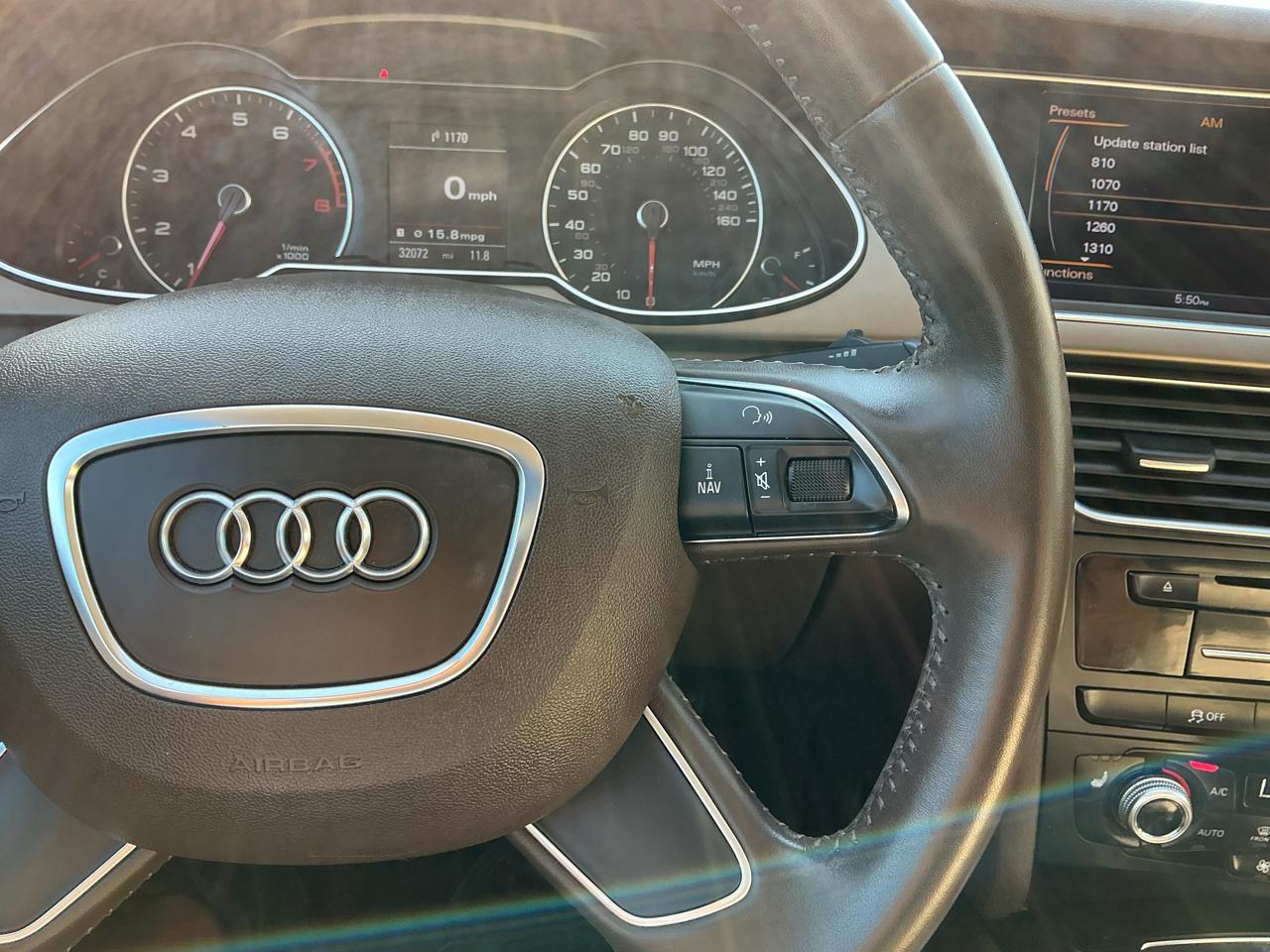 Audi A4 2.0T Sedan quattro Tiptronic 2014