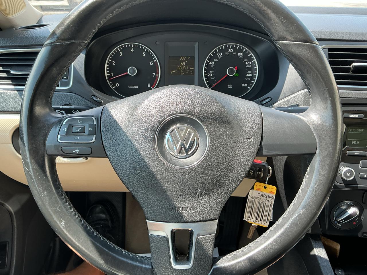 Volkswagen Jetta SE 2012