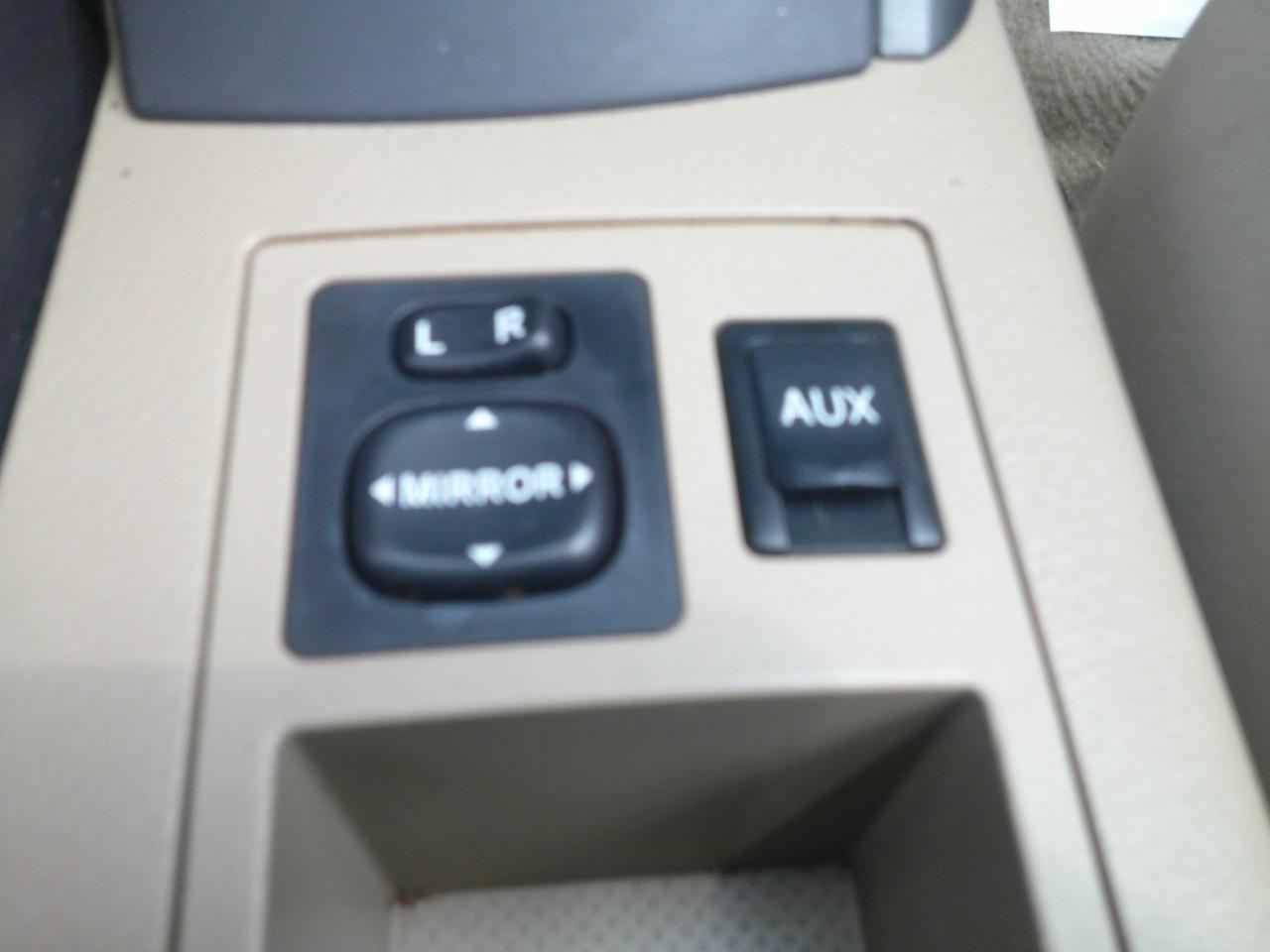 Toyota RAV4 Base I4 4WD 2009