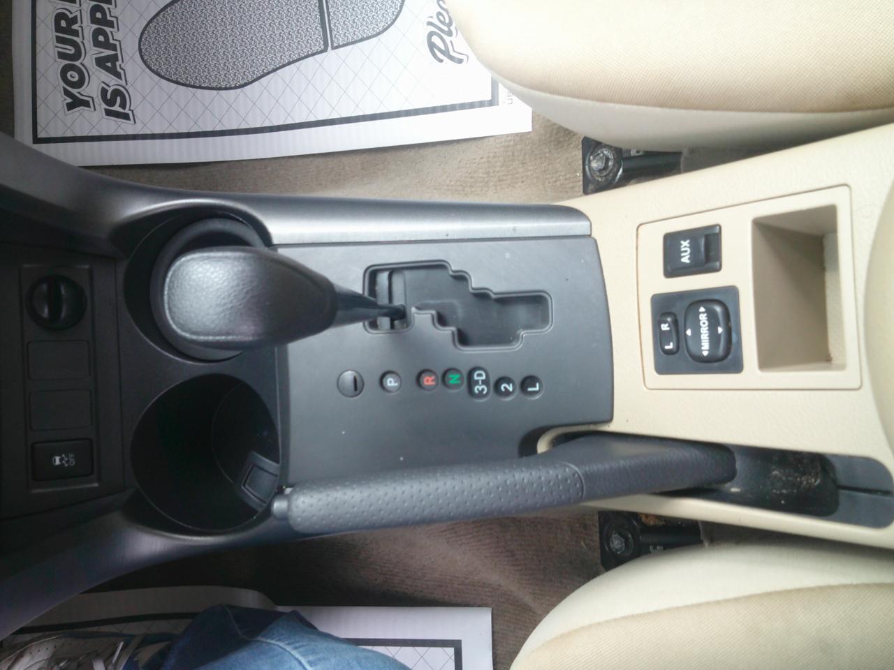 Toyota RAV4 Base I4 4WD 2009