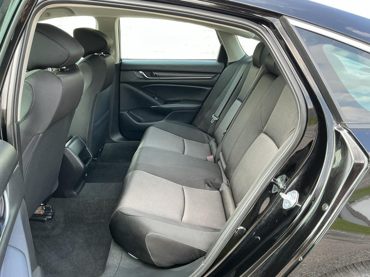 Honda Accord LX CVT 2022