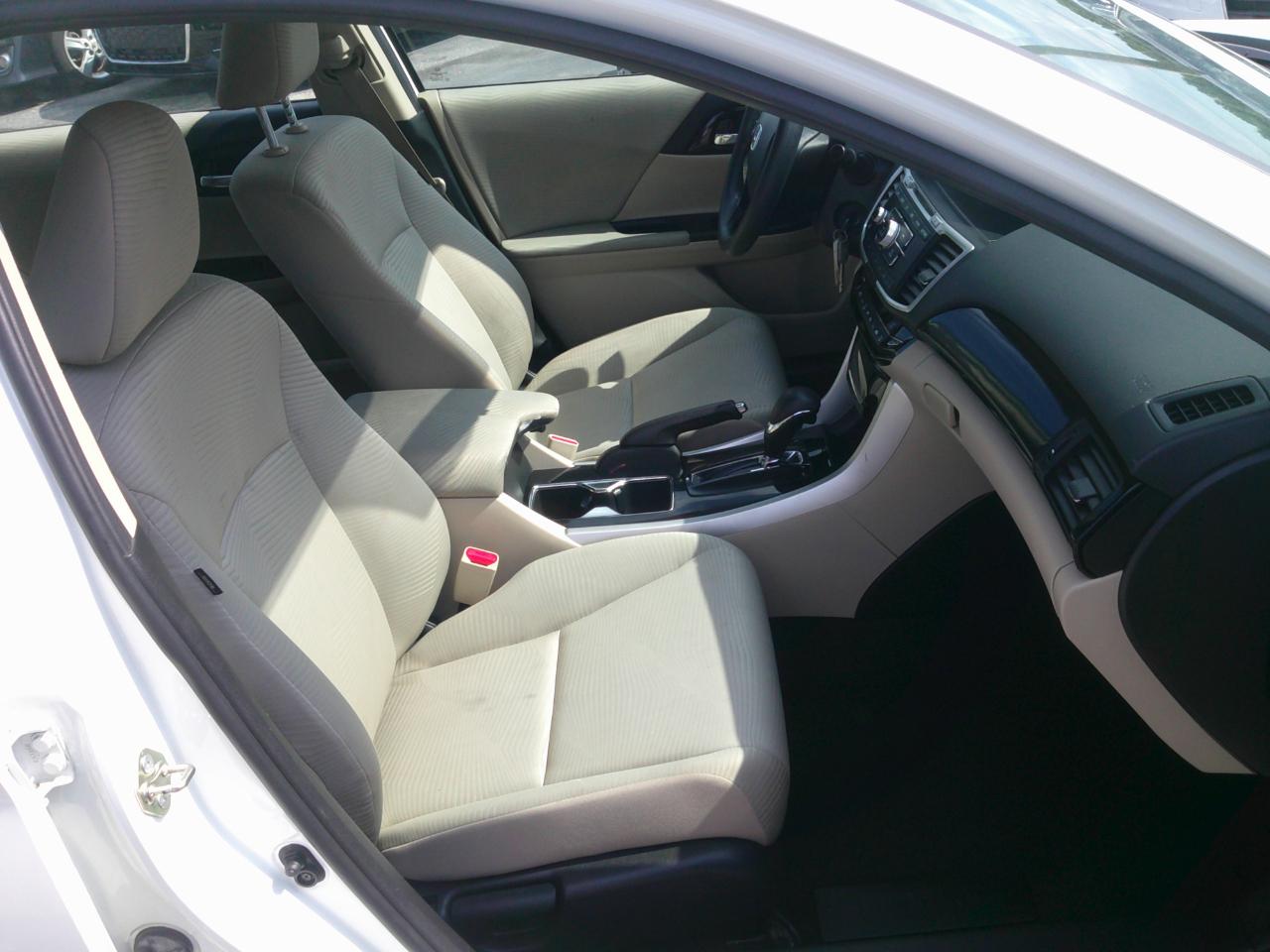 Honda Accord LX Sedan CVT 2016