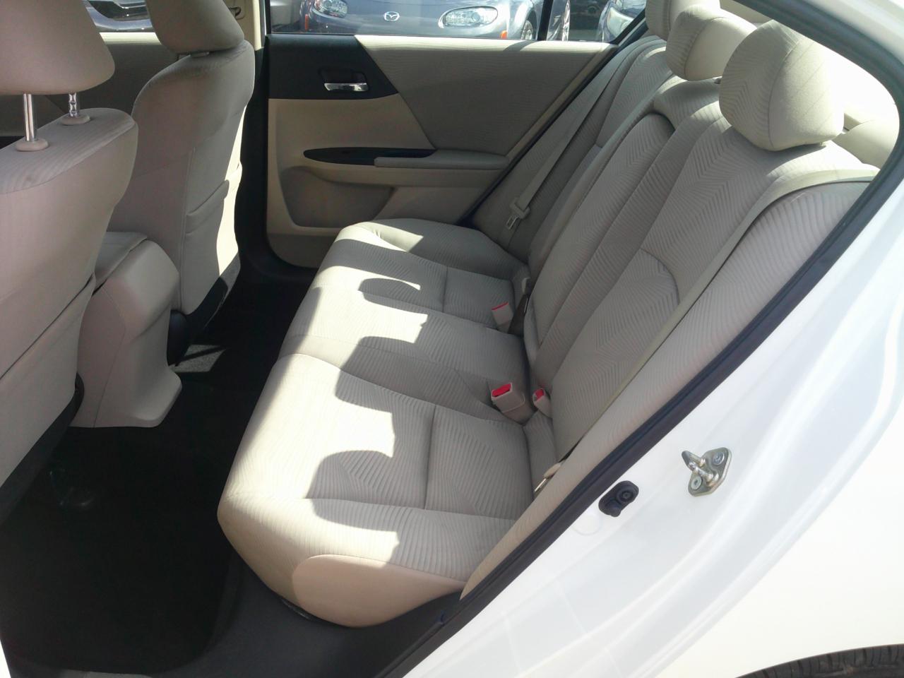 Honda Accord LX Sedan CVT 2016