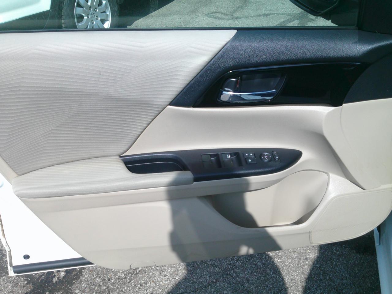 Honda Accord LX Sedan CVT 2016