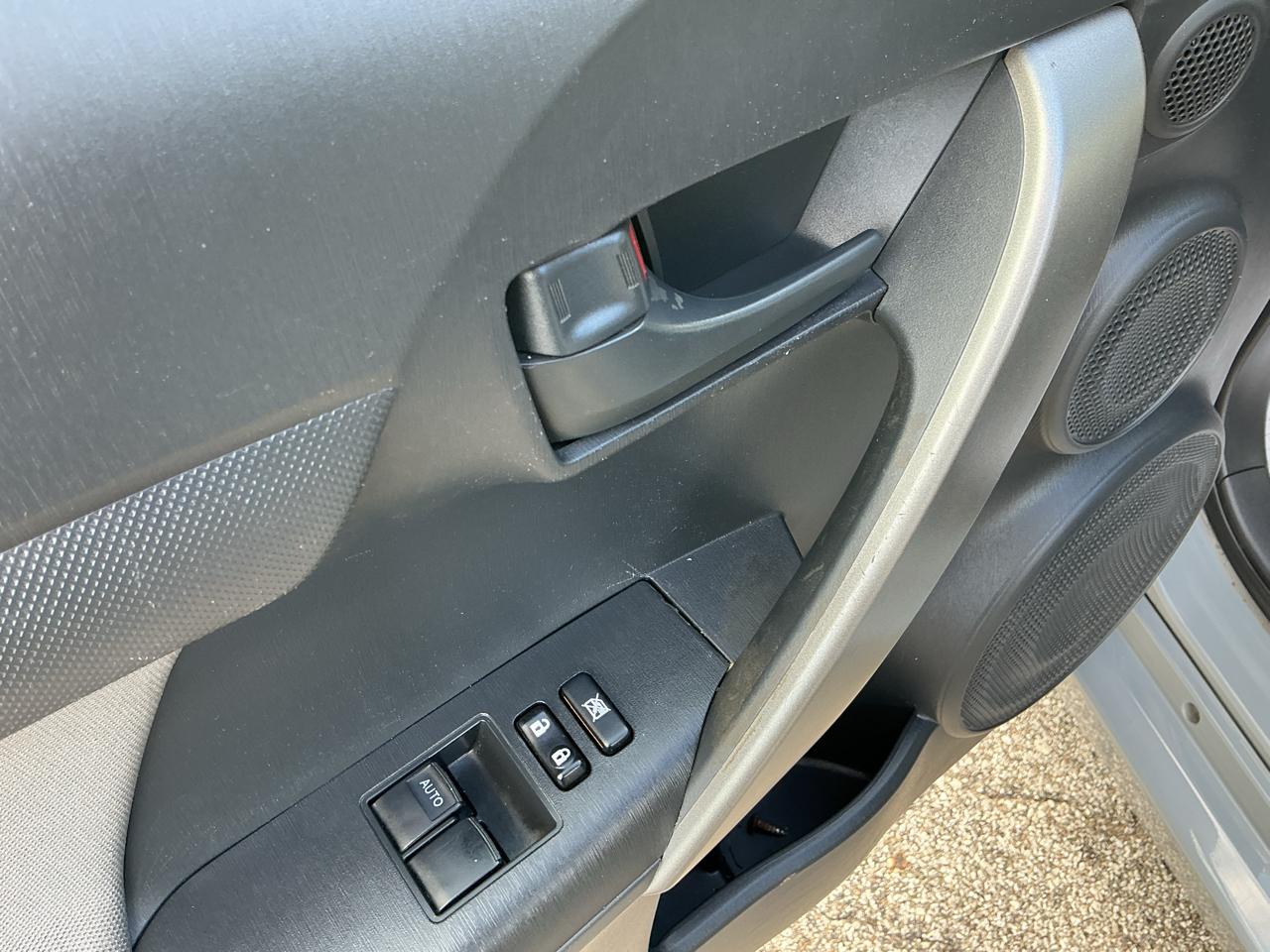 Scion tC Sports Coupe 6-Spd MT 2013