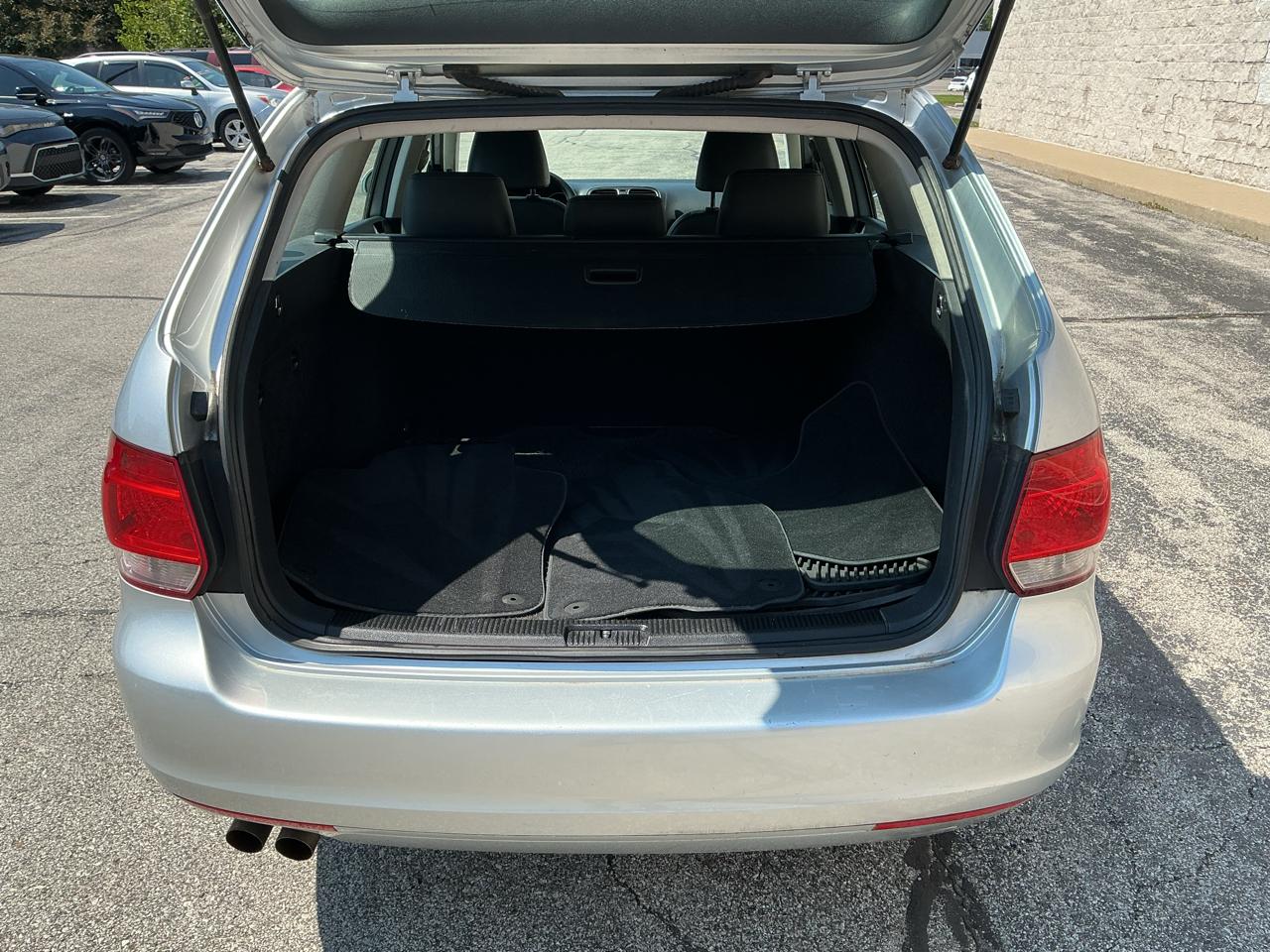 Volkswagen Jetta SportWagen 2.0L TDI 2014