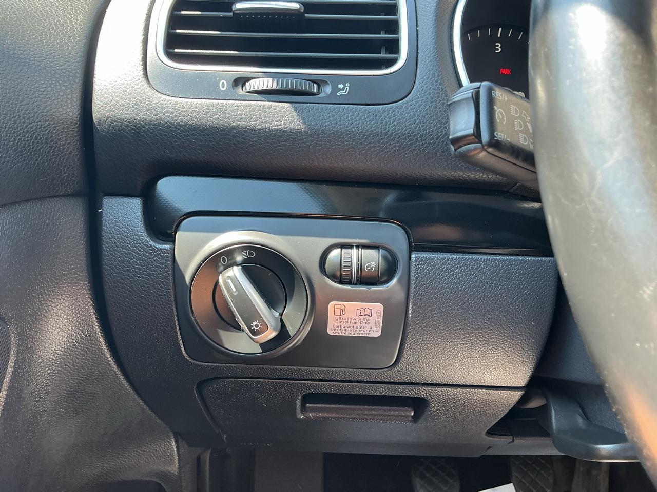 Volkswagen Jetta SportWagen 2.0L TDI 2014