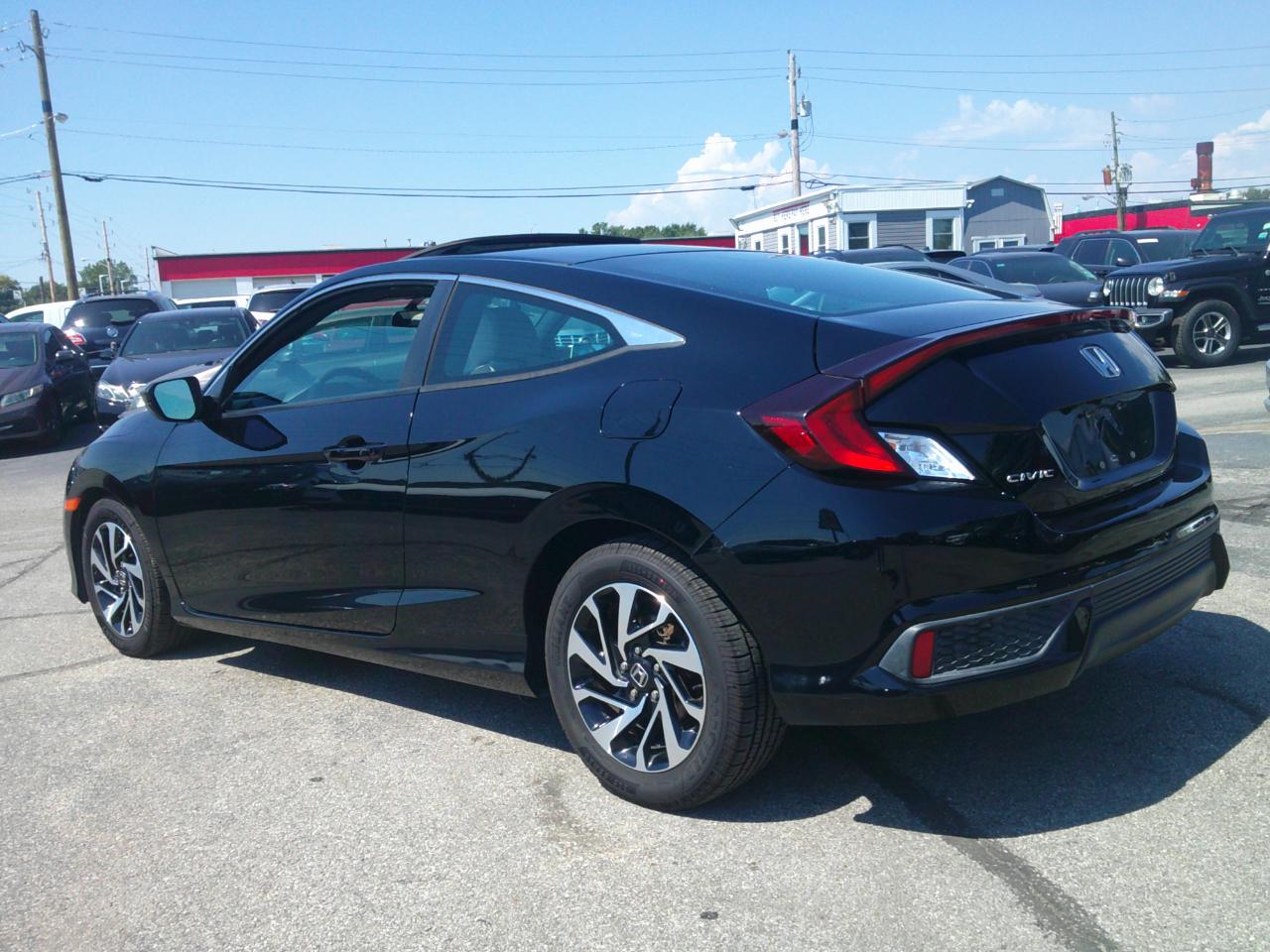 Honda Civic LX-P Coupe CVT 2016