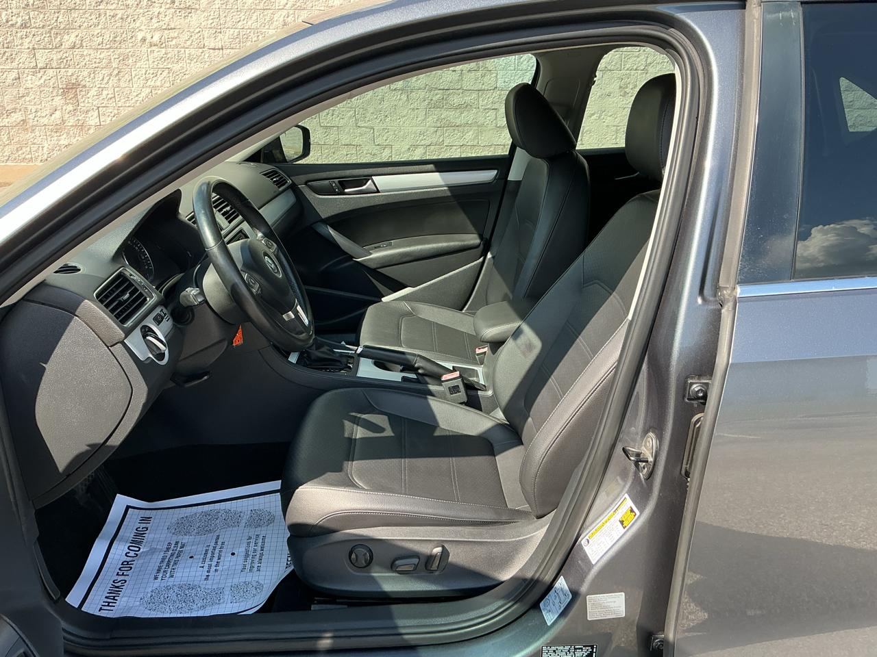 Volkswagen Passat 2.0L TDI SEL Premium 2013