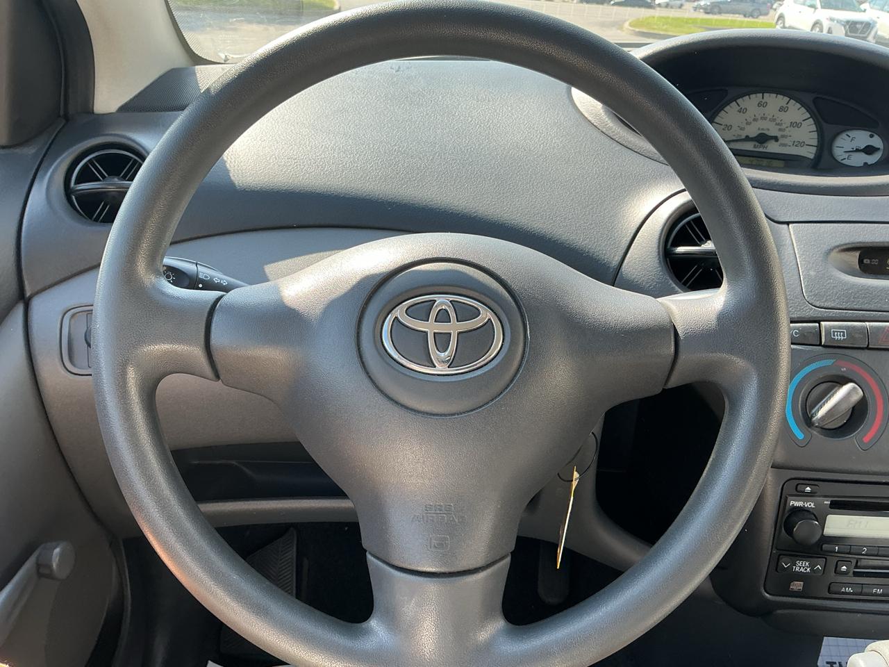 Toyota ECHO 2-Door Sedan 2003