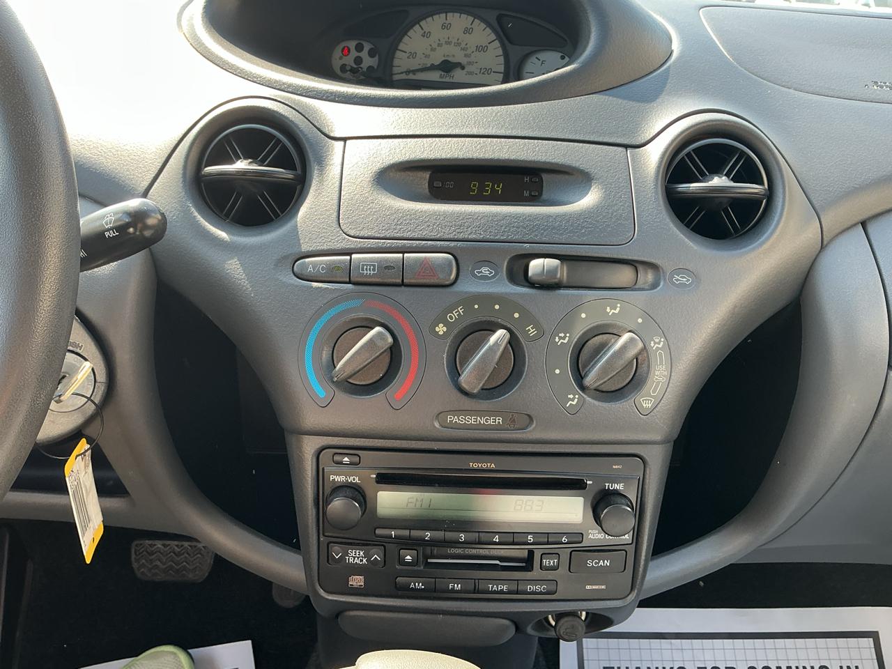 Toyota ECHO 2-Door Sedan 2003