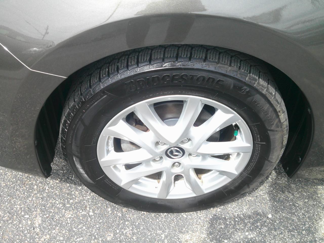 Mazda MAZDA3 i Touring AT 4-Door 2015