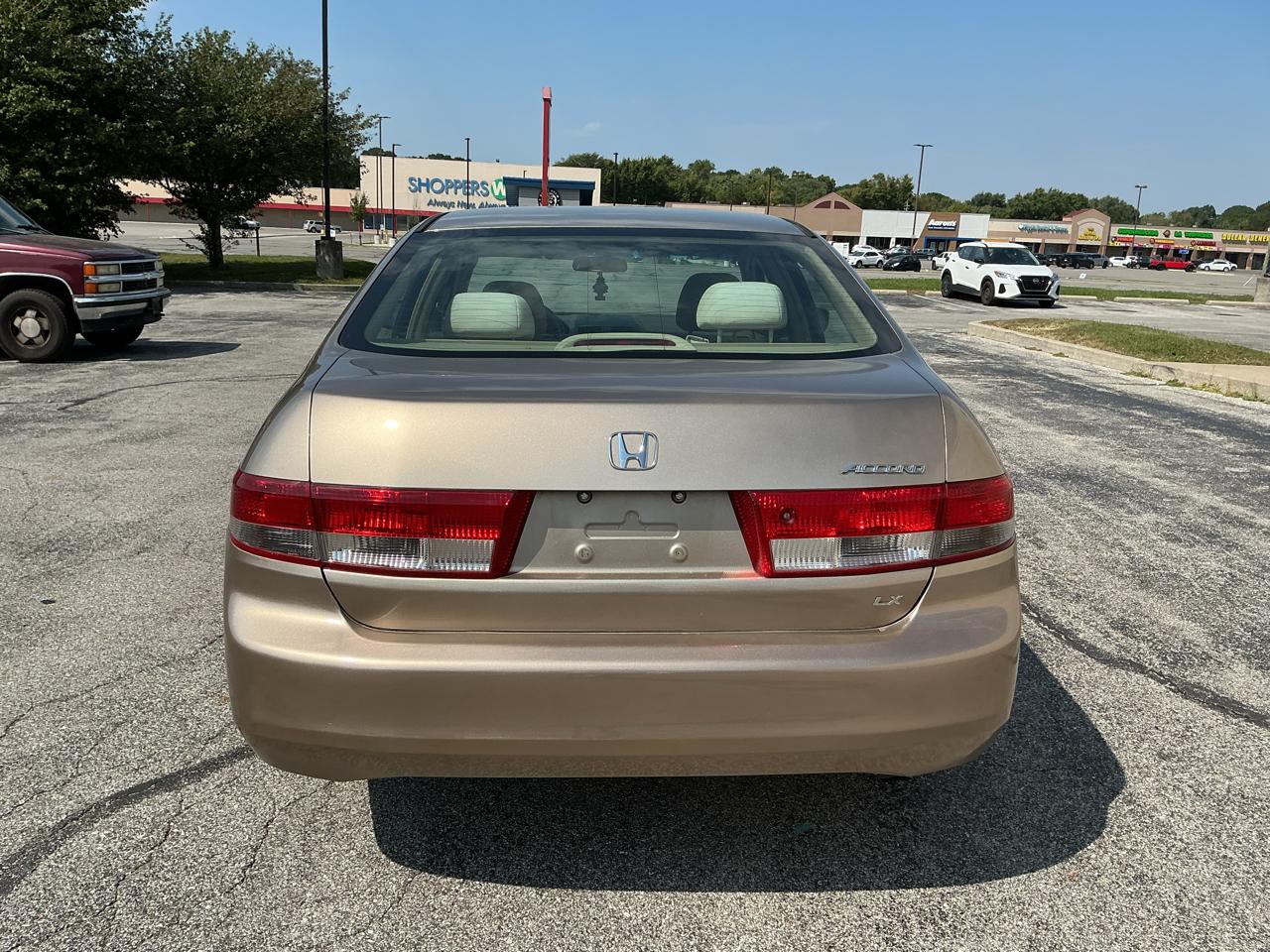 Honda Accord LX sedan AT 2003