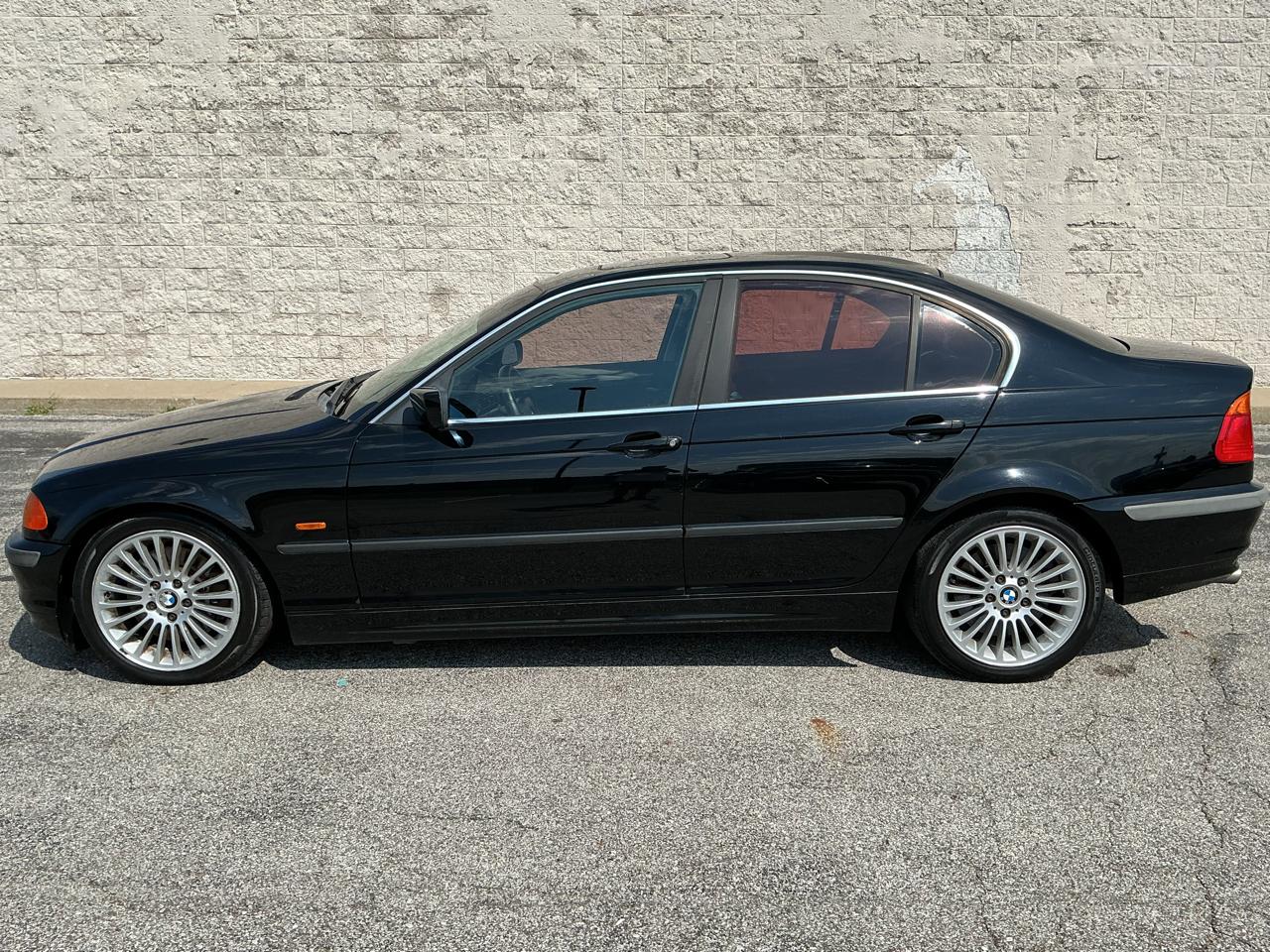 BMW 3-Series 330i 2001