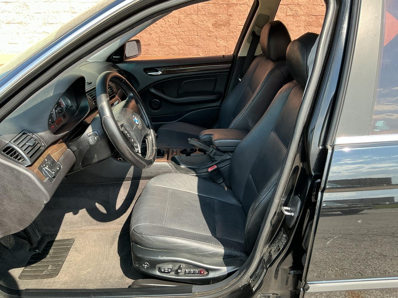 BMW 3-Series 330i 2001