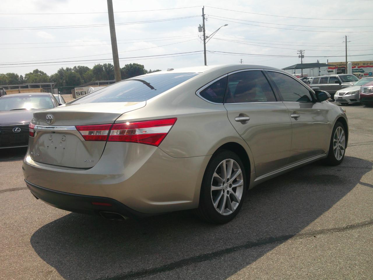 Toyota Avalon XLE Premium 2014