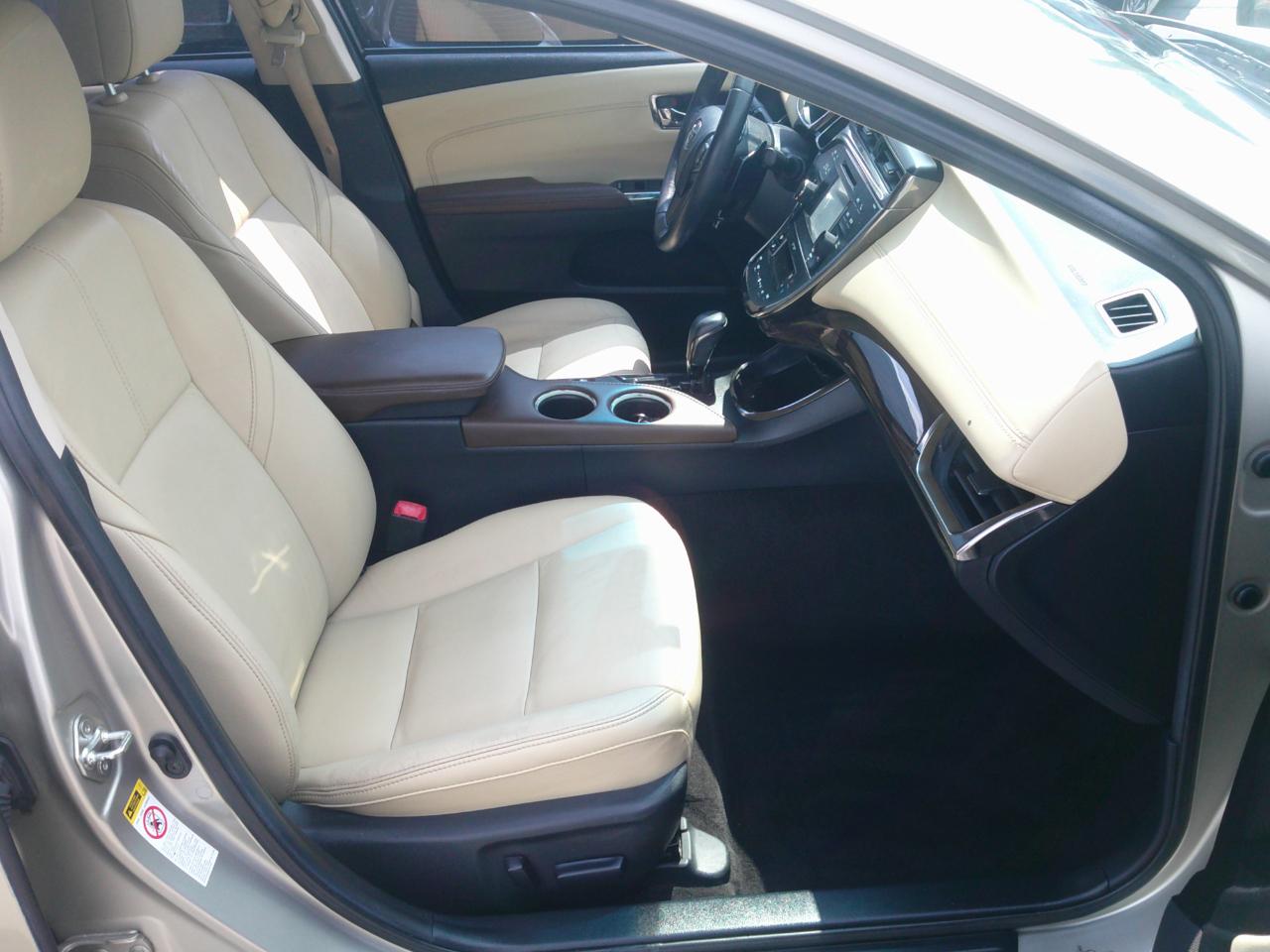 Toyota Avalon XLE Premium 2014