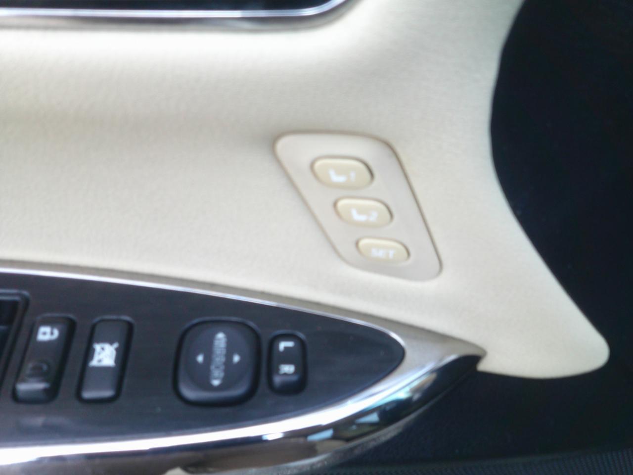 Toyota Avalon XLE Premium 2014