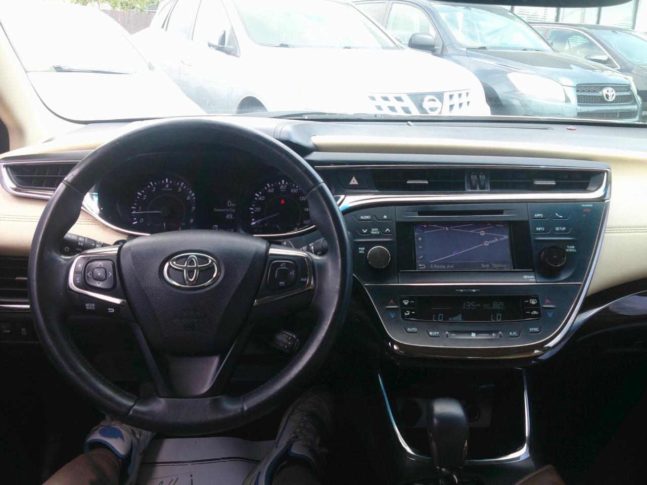 Toyota Avalon XLE Premium 2014