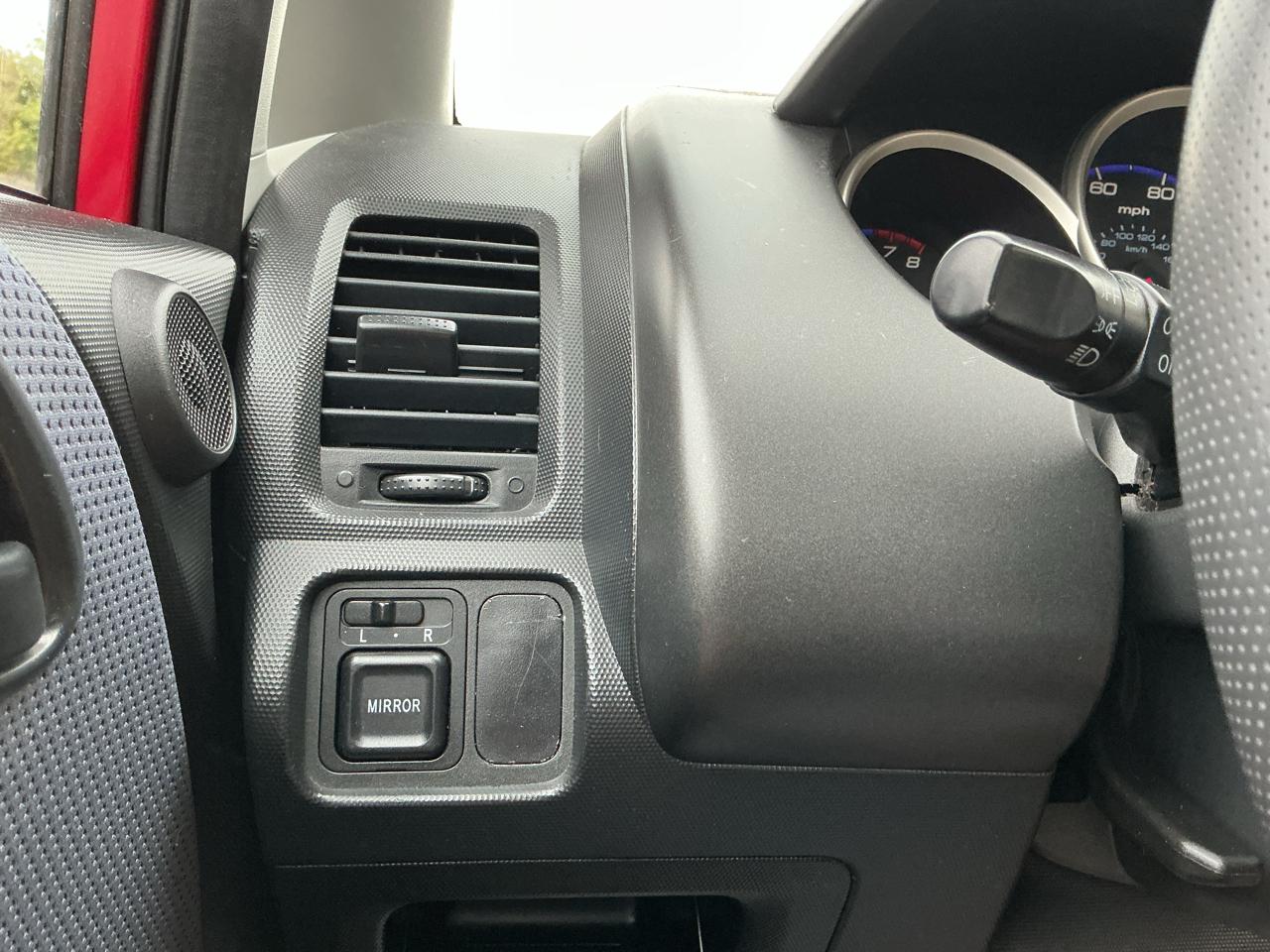 Honda Fit Sport 5-Speed AT 2008