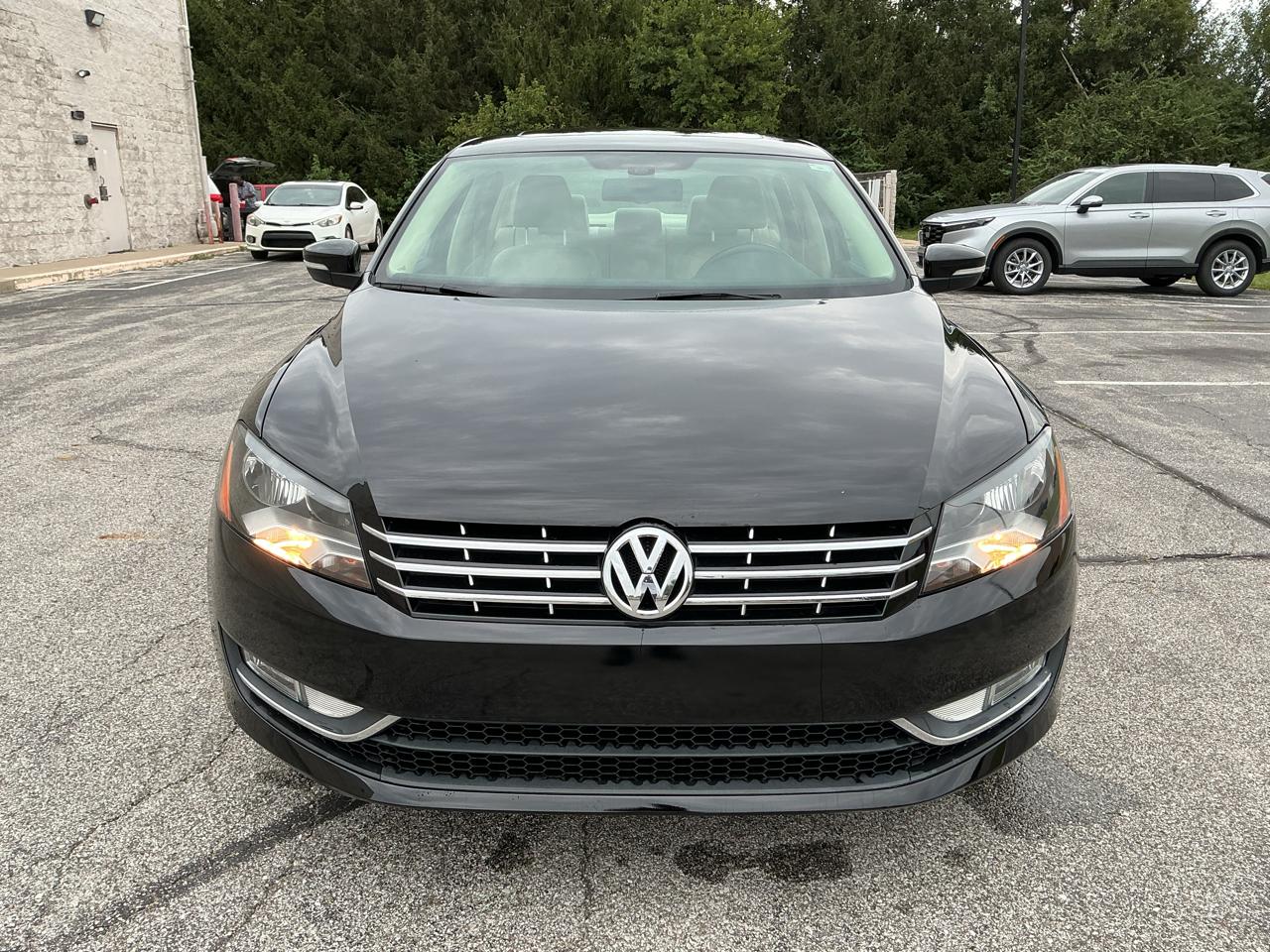Volkswagen Passat 2.5L SEL 2013