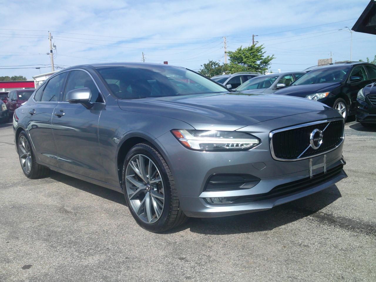 Volvo S90 T6 Momentum AWD 2017