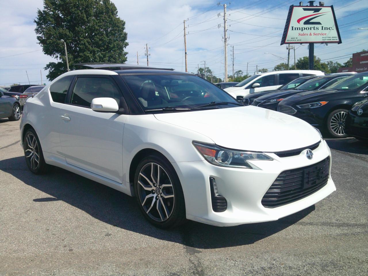 Scion tC Sports Coupe 6-Spd MT 2015