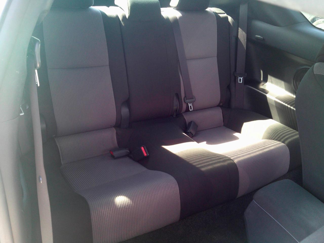 Scion tC Sports Coupe 6-Spd MT 2015