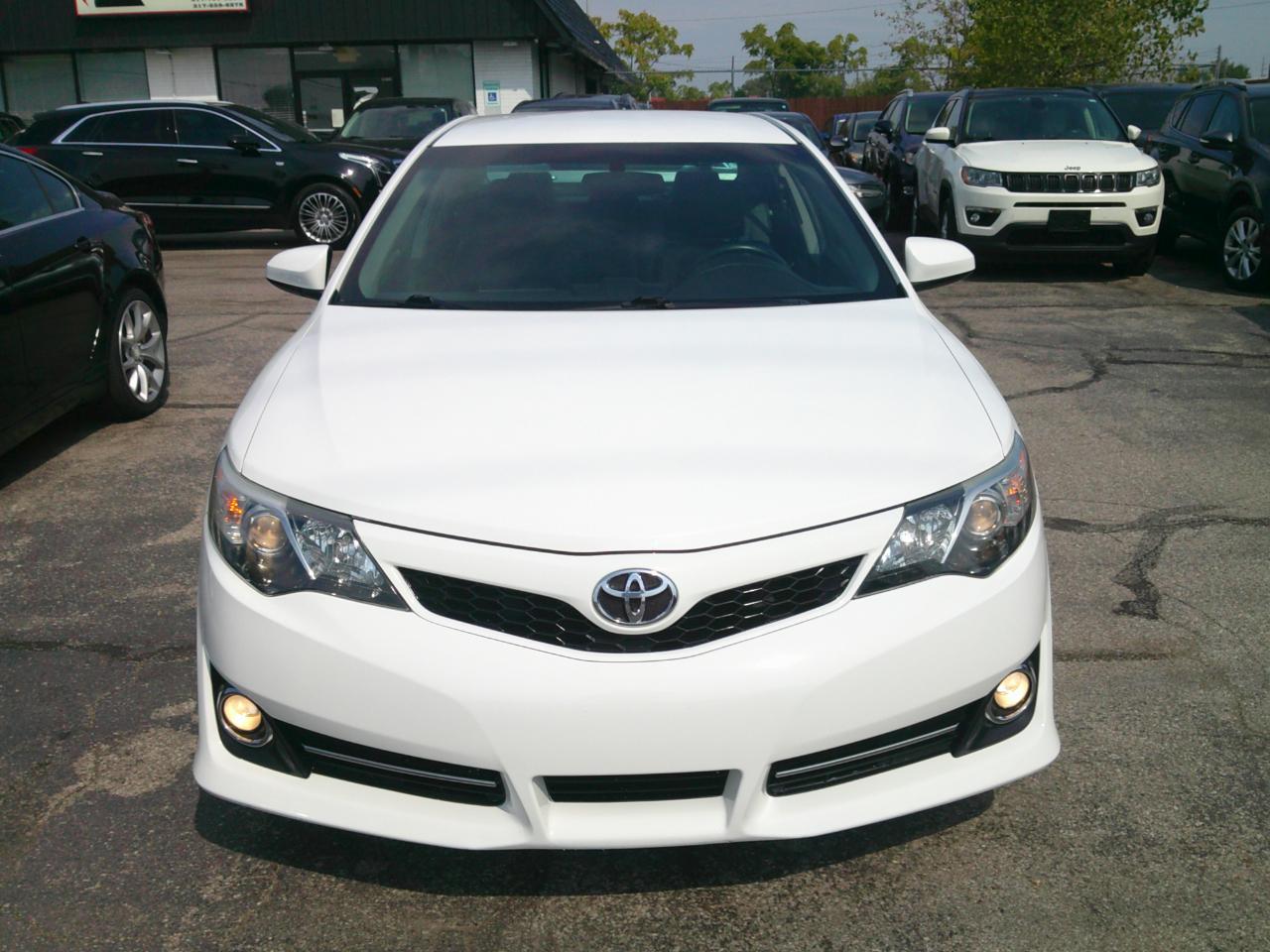 Toyota Camry SE 2012