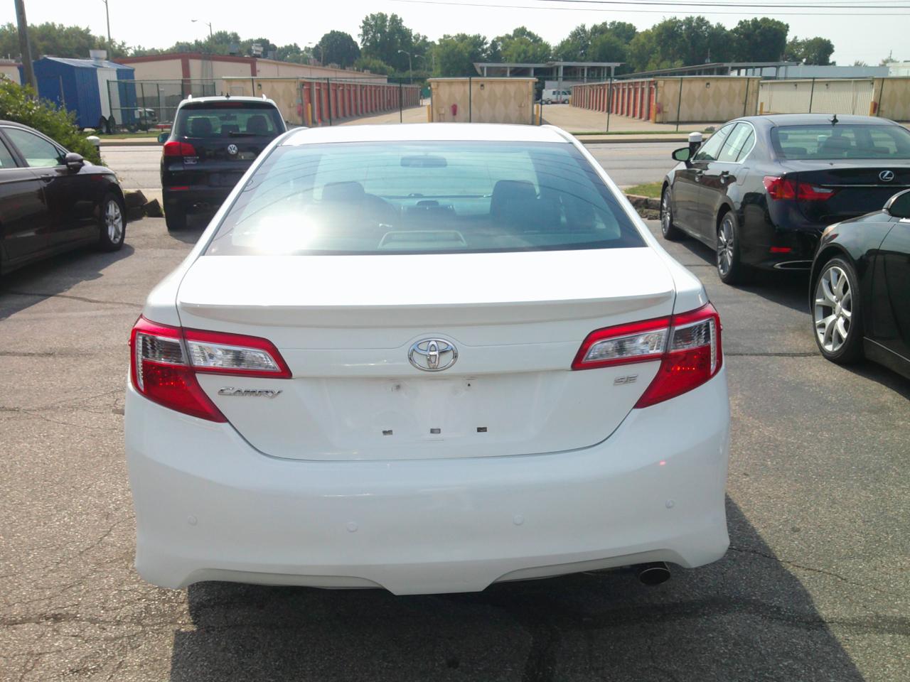 Toyota Camry SE 2012