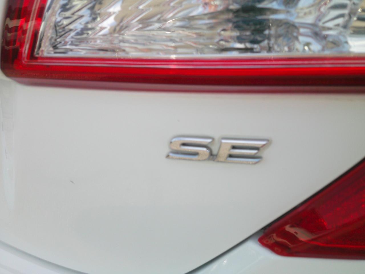 Toyota Camry SE 2012