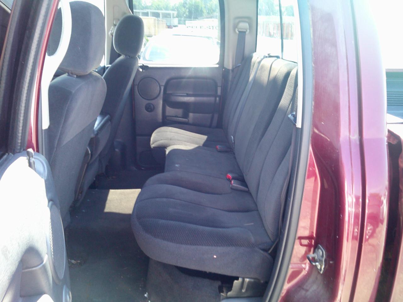 Dodge Ram 1500 ST Quad Cab Short Bed 4WD 2002