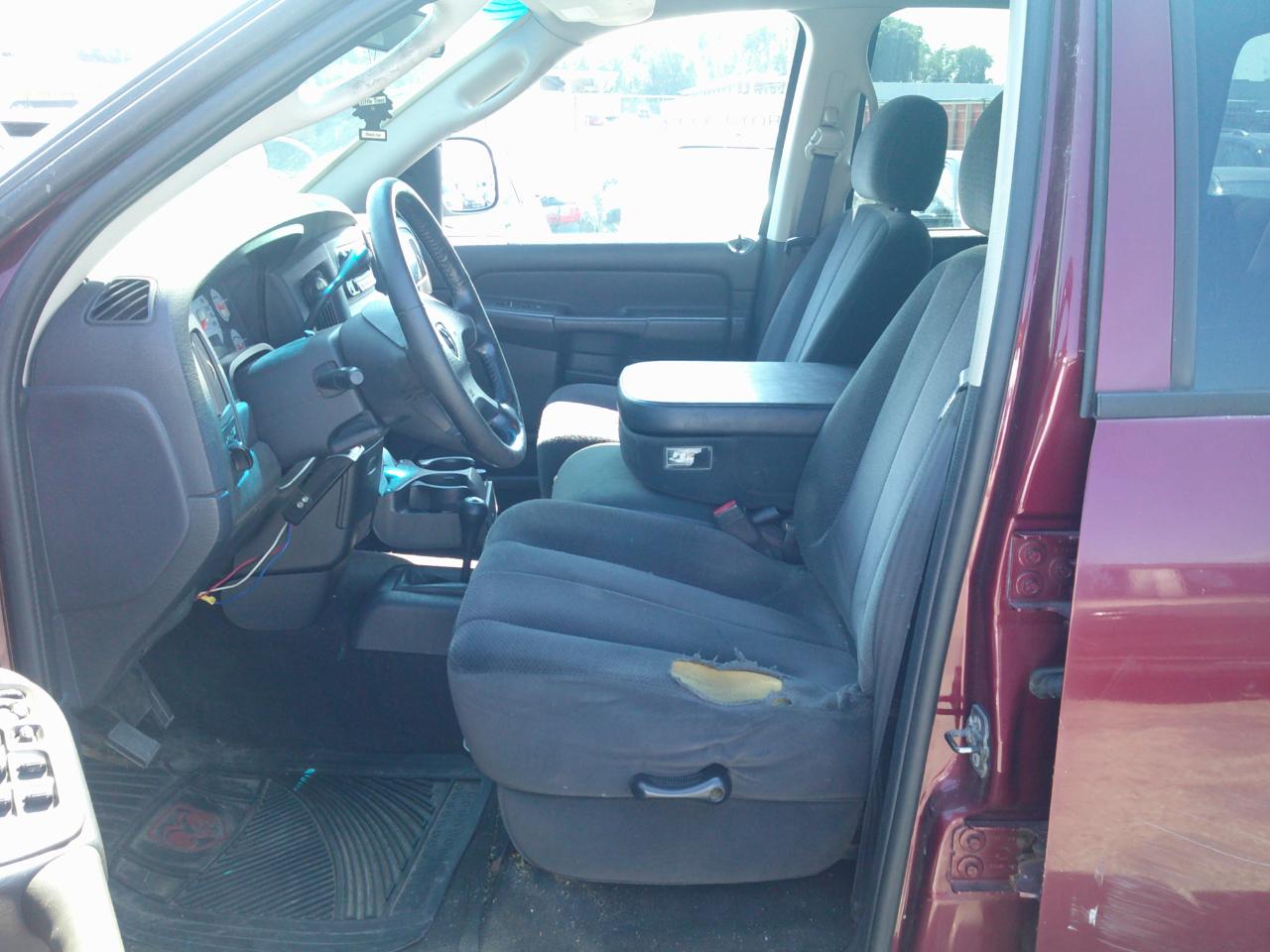 Dodge Ram 1500 ST Quad Cab Short Bed 4WD 2002