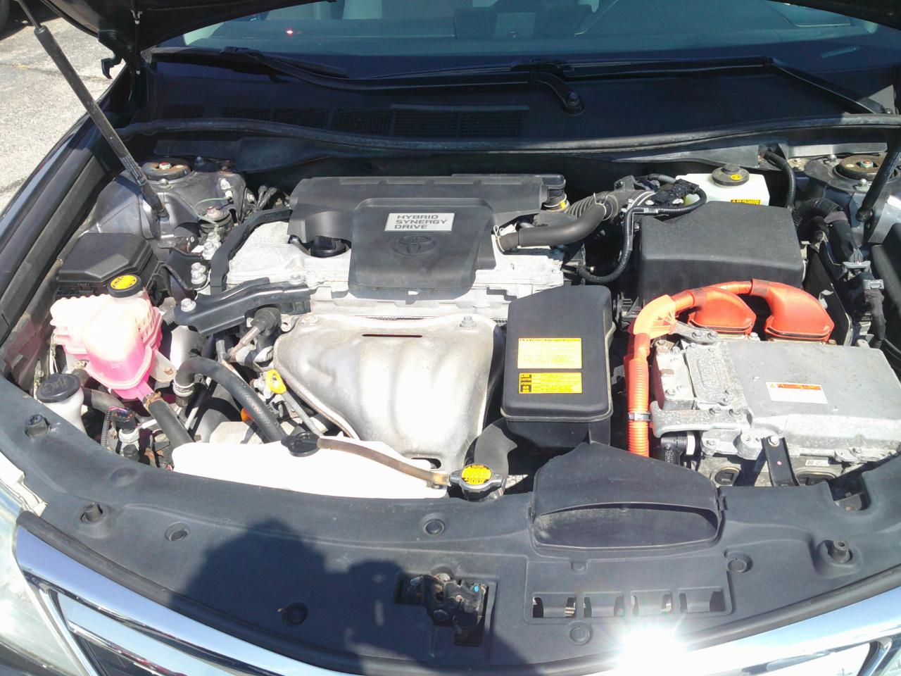 Toyota Camry Hybrid XLE 2013