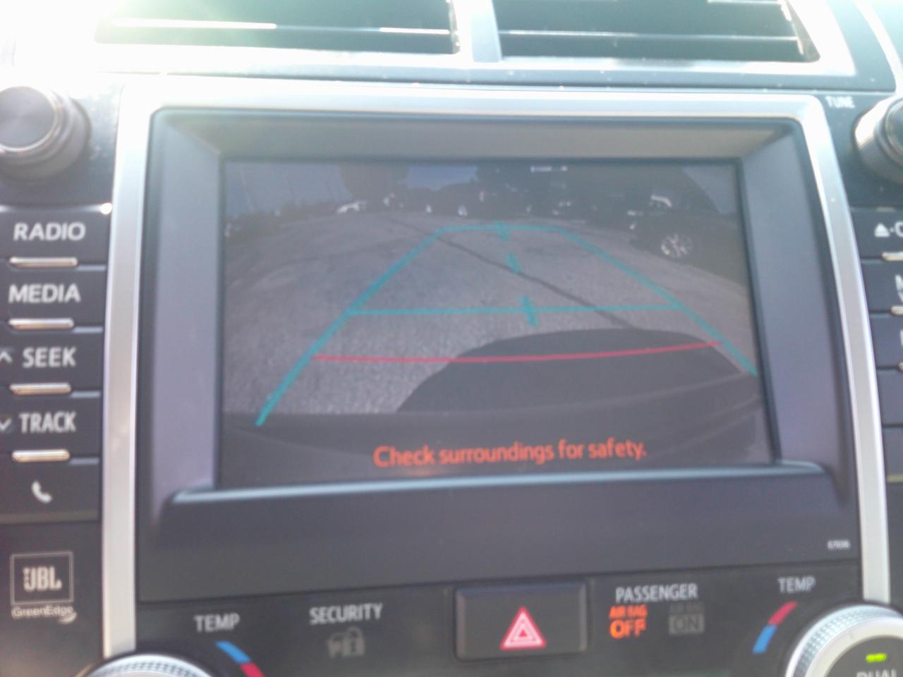 Toyota Camry Hybrid XLE 2013