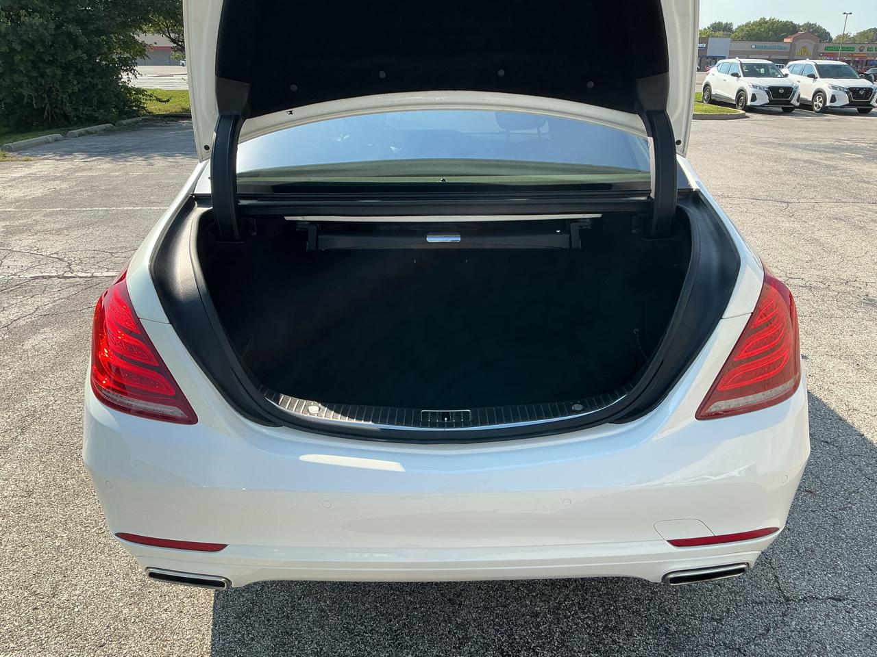 Mercedes-Benz S-Class S550 4MATIC 2014