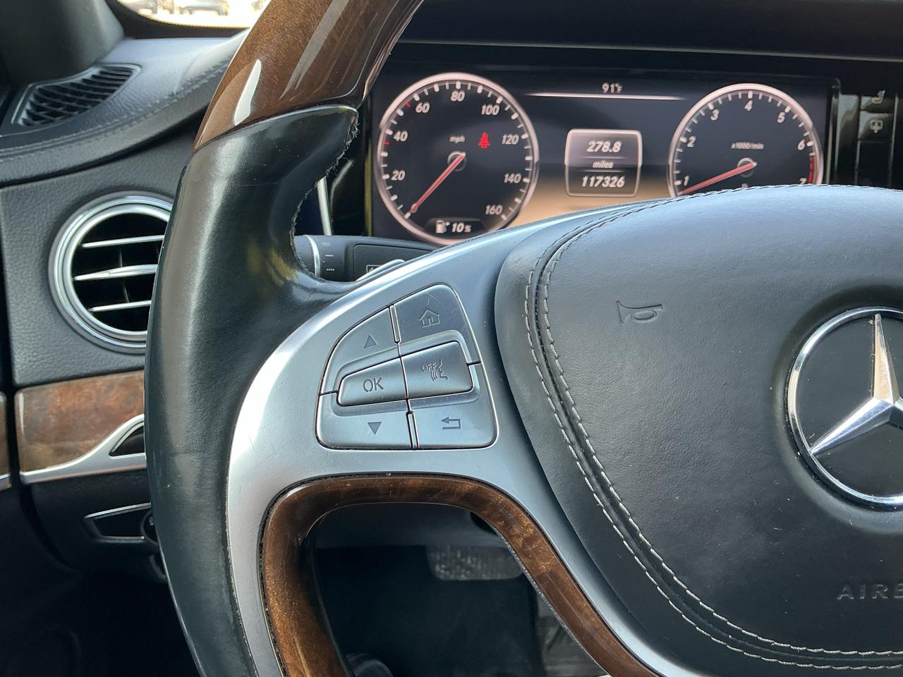 Mercedes-Benz S-Class S550 4MATIC 2014
