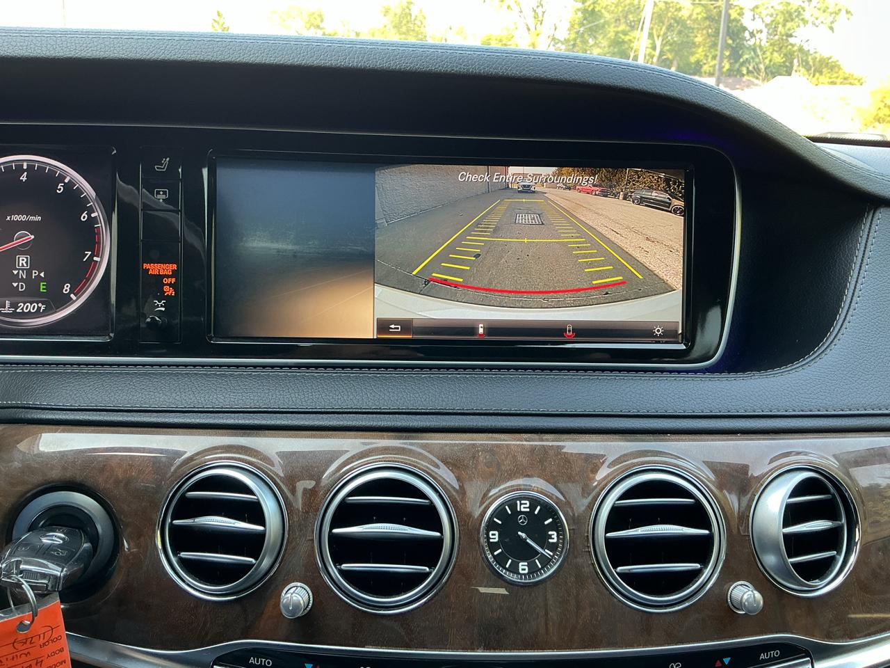 Mercedes-Benz S-Class S550 4MATIC 2014