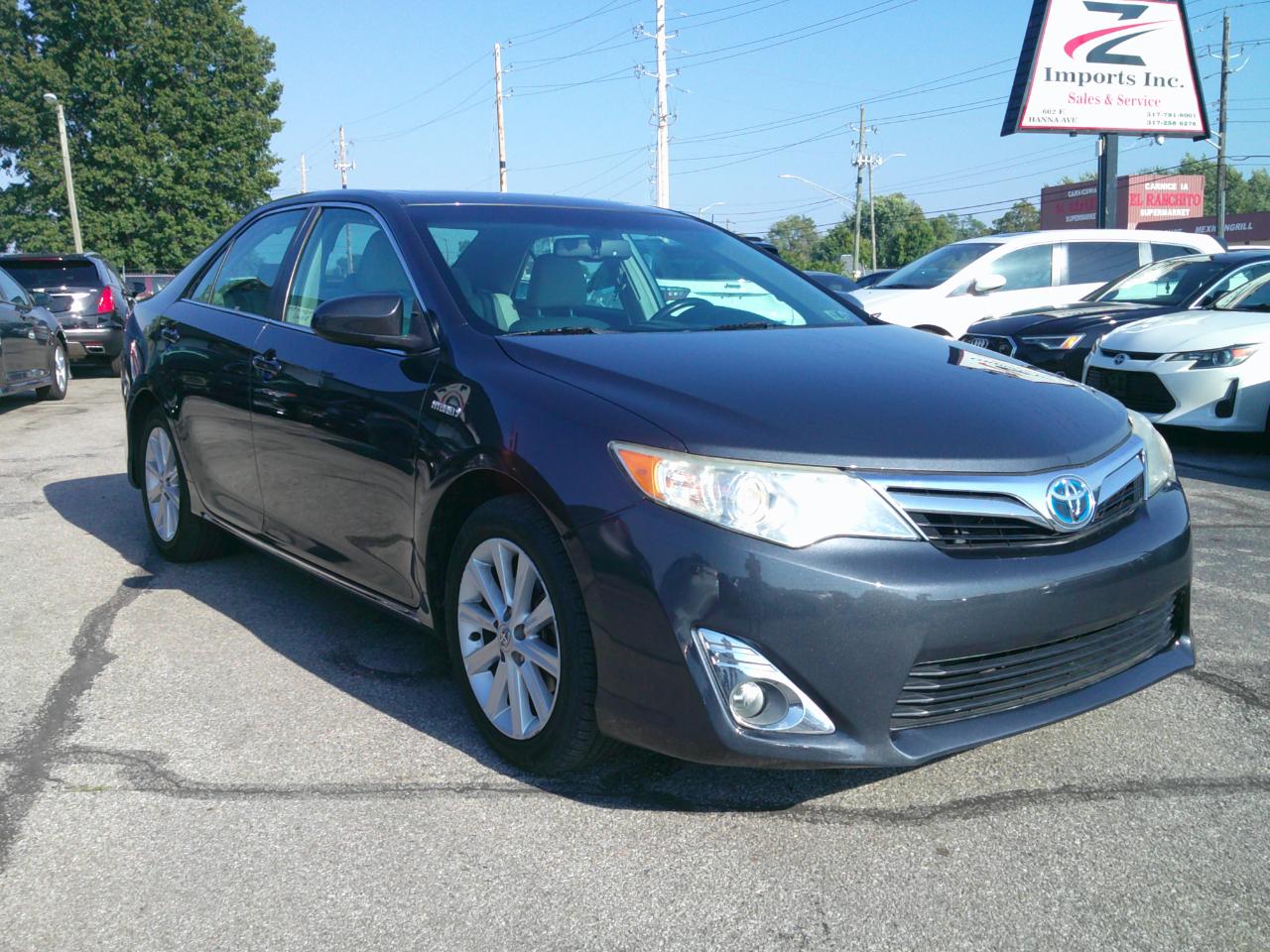 Toyota Camry Hybrid XLE 2013