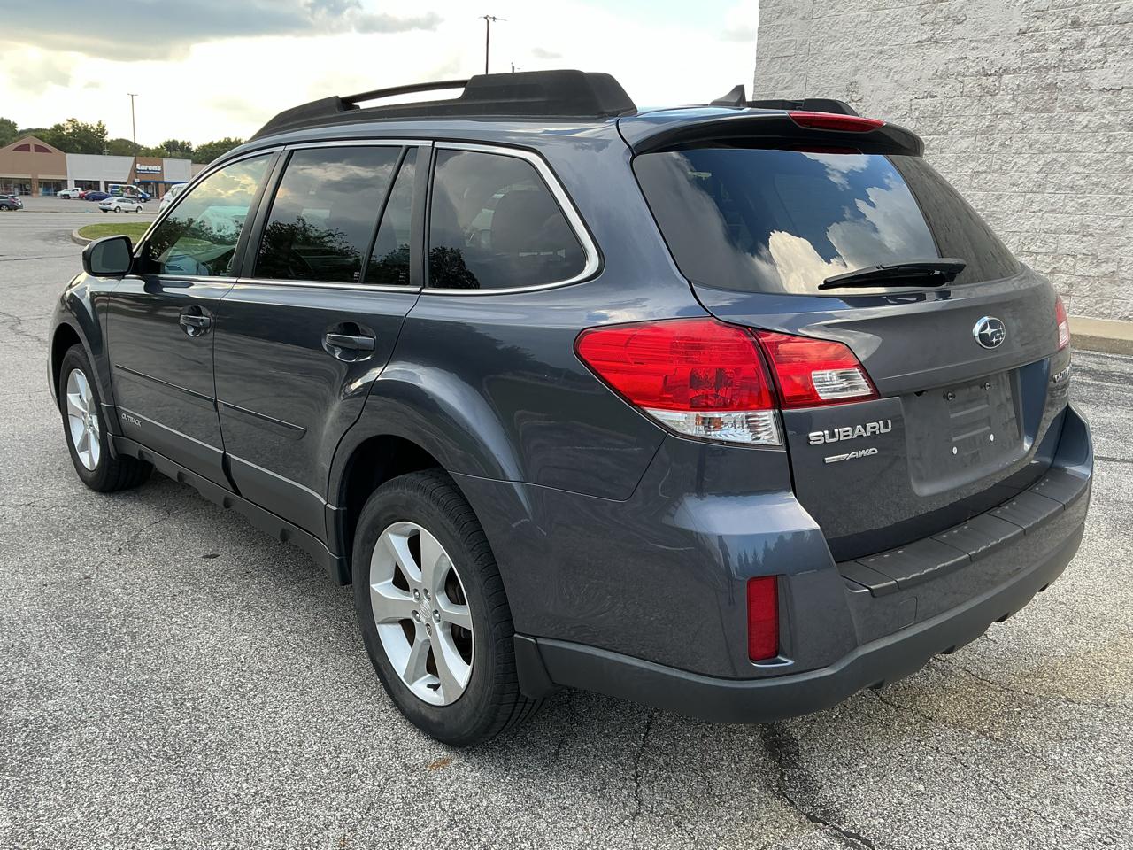 Subaru Outback 2.5i Limited 2014