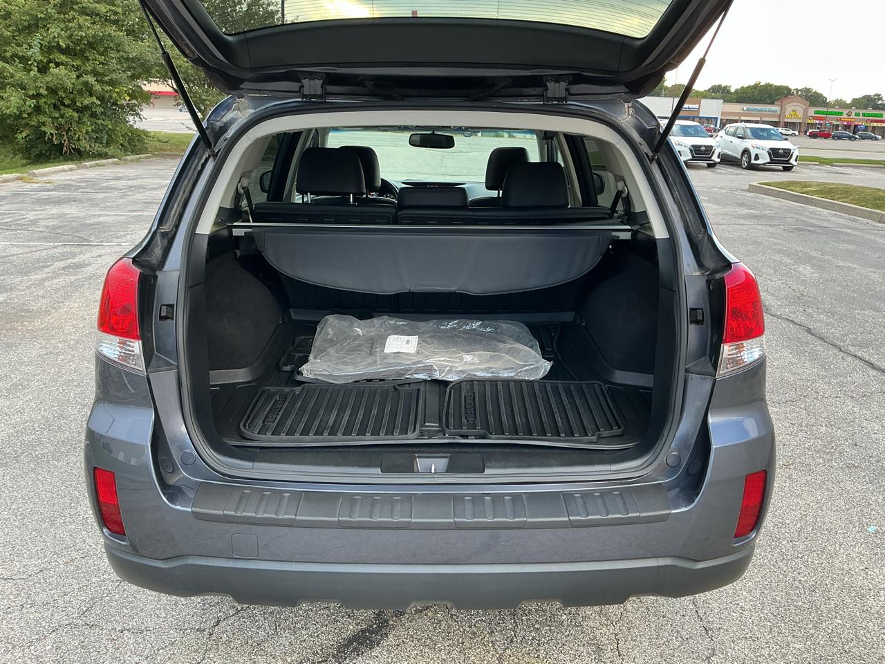 Subaru Outback 2.5i Limited 2014