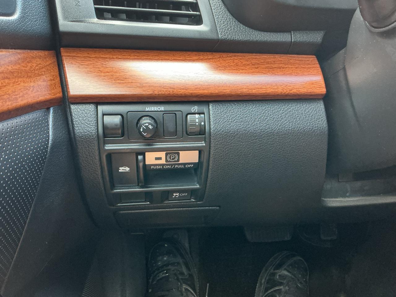 Subaru Outback 2.5i Limited 2014