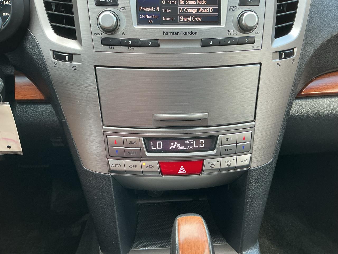 Subaru Outback 2.5i Limited 2014