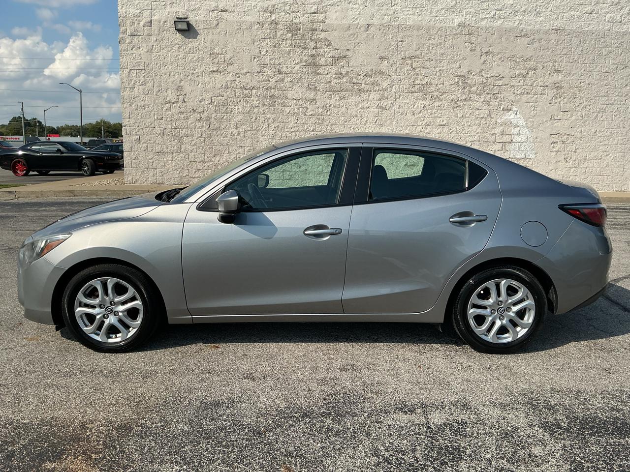 Scion iA 6A 2016