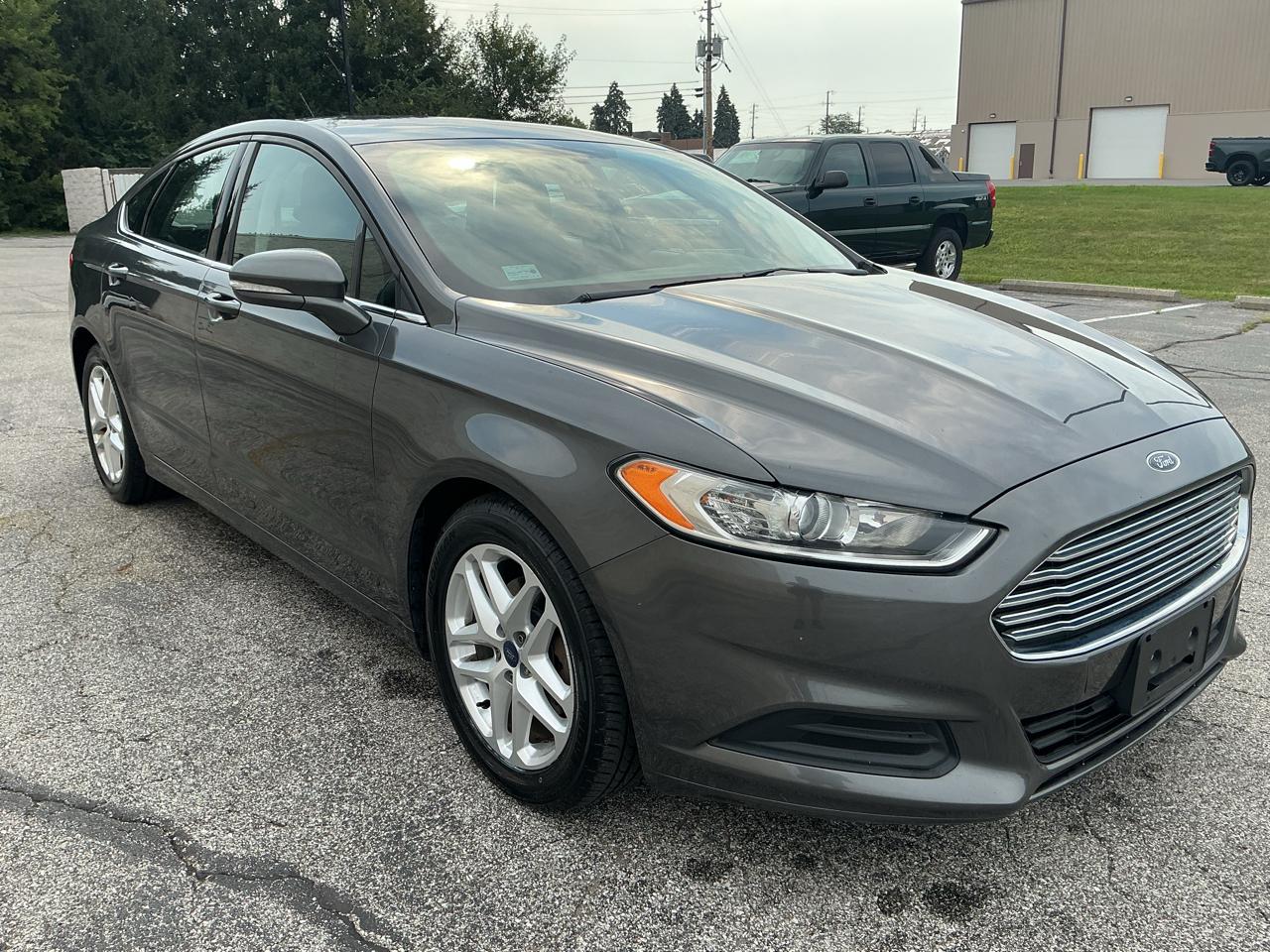 Ford Fusion SE 2015