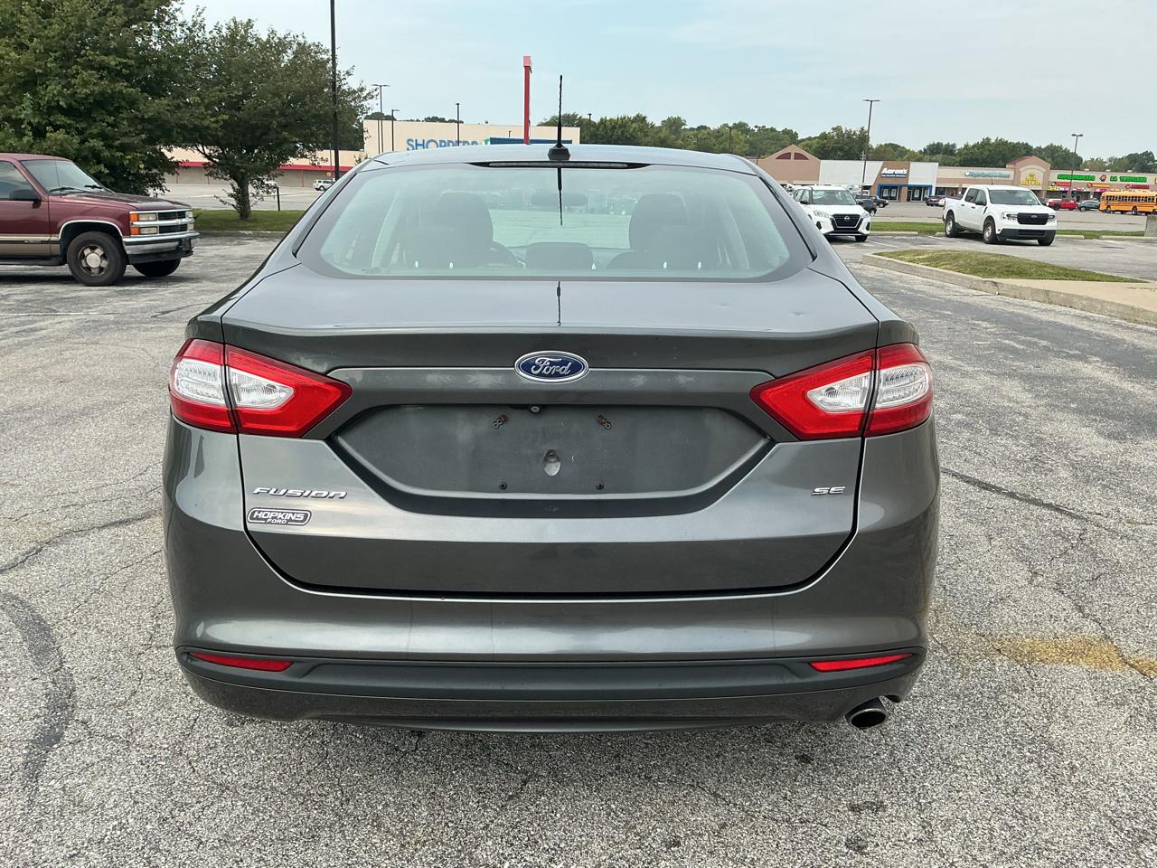 Ford Fusion SE 2015