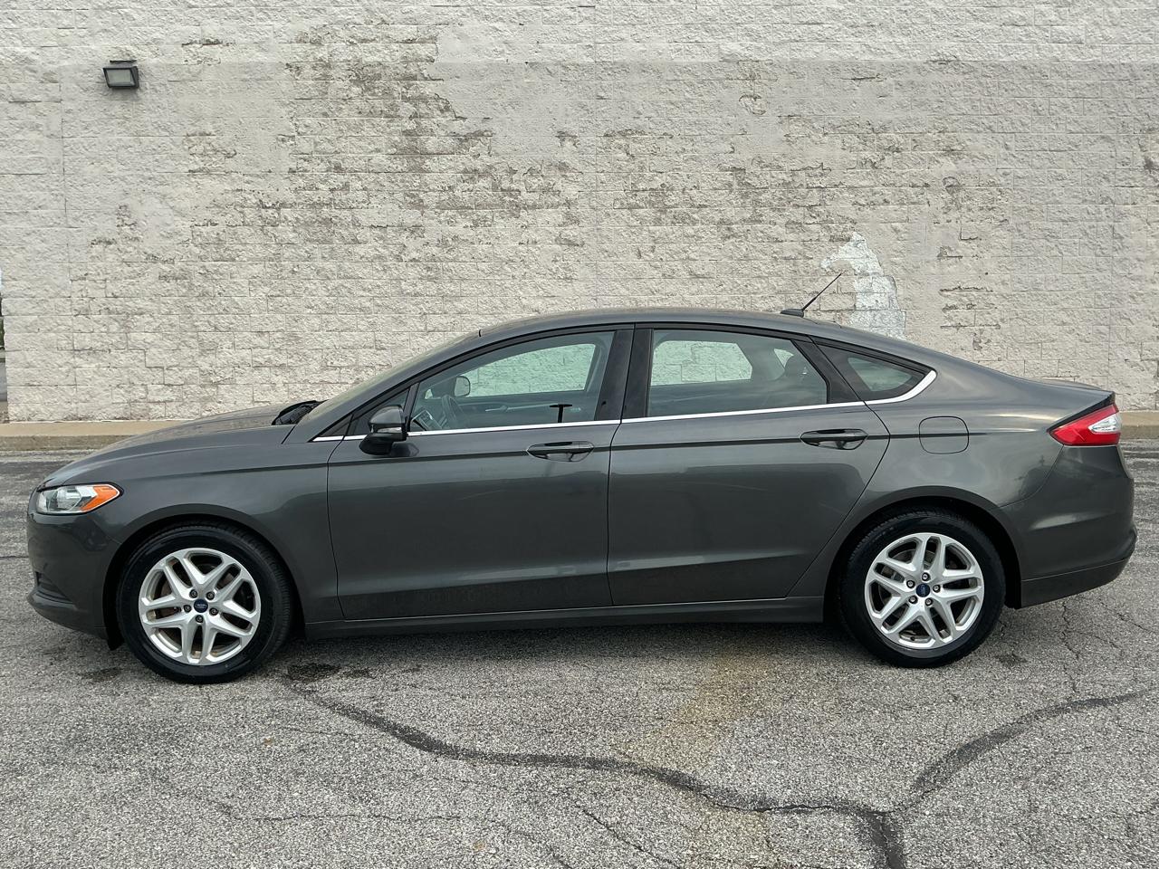 Ford Fusion SE 2015