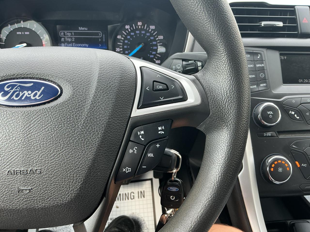 Ford Fusion SE 2015