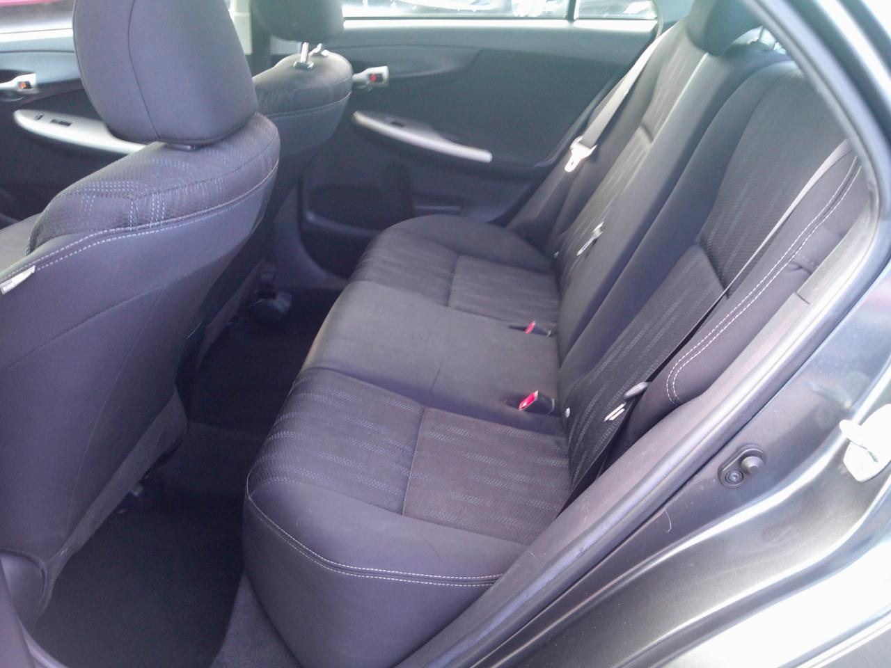 Toyota Corolla S 4-Speed AT 2013